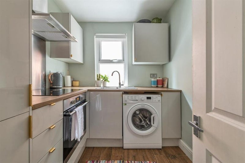 Room Essex Road in Greater London
