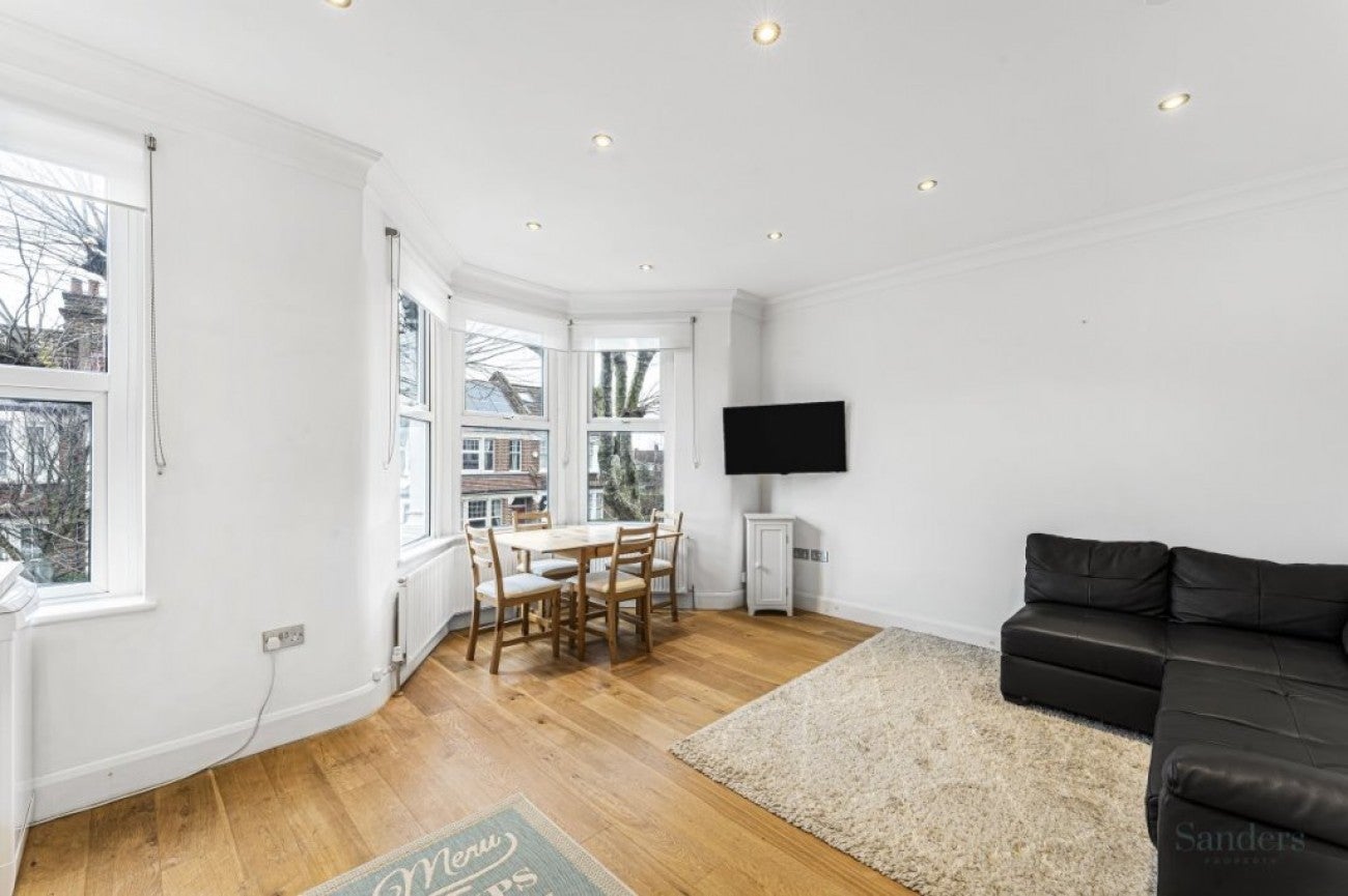 Flat Stanmore Road in Greater London