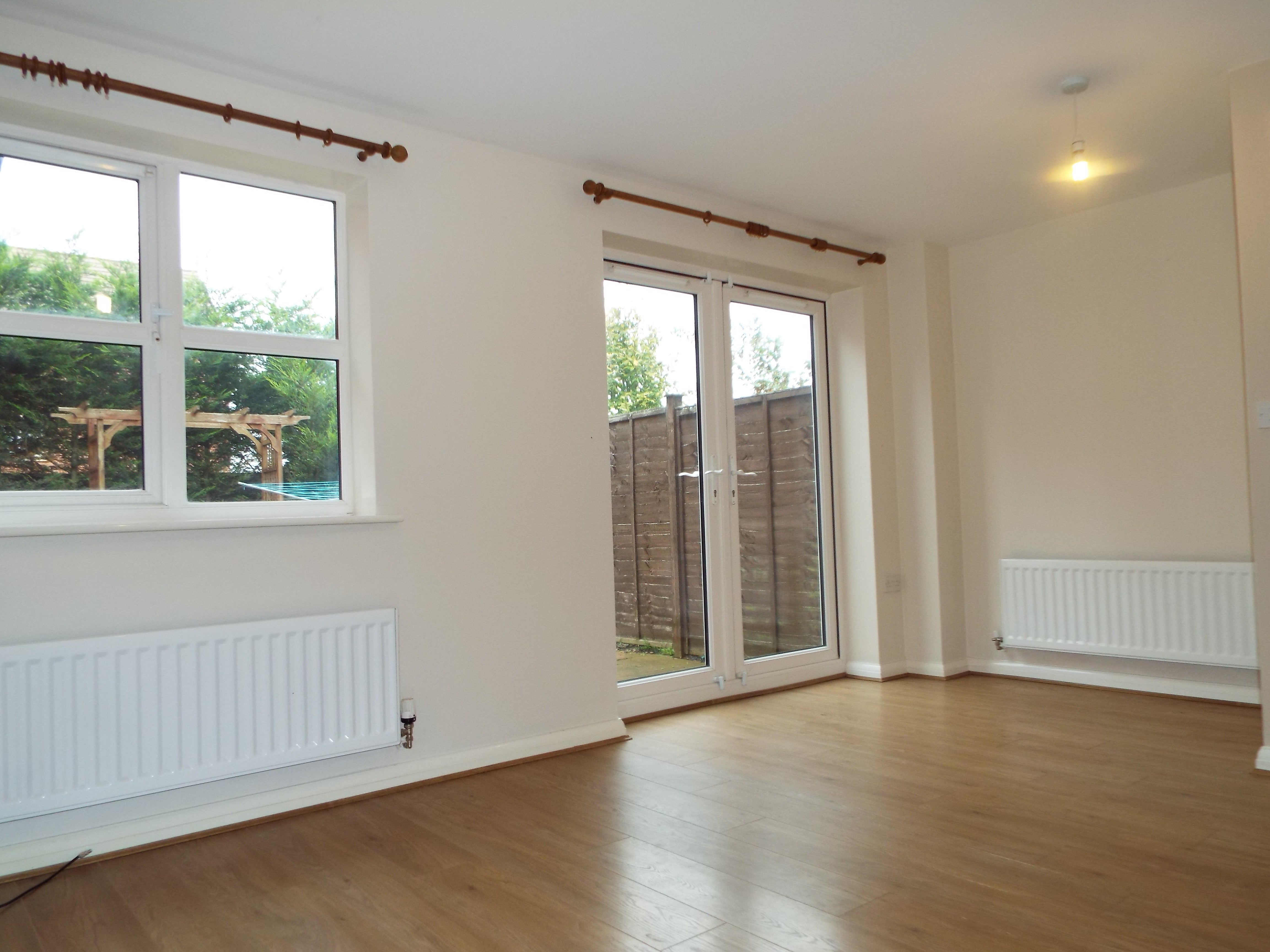 House Brodie Close in Rugby