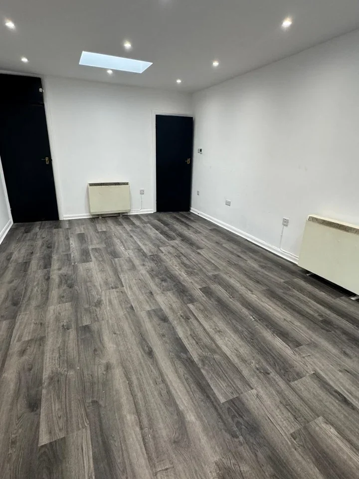 Flat West Street in Dunstable