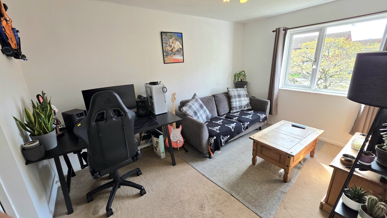 Flat Sudgrove Close in Worcester