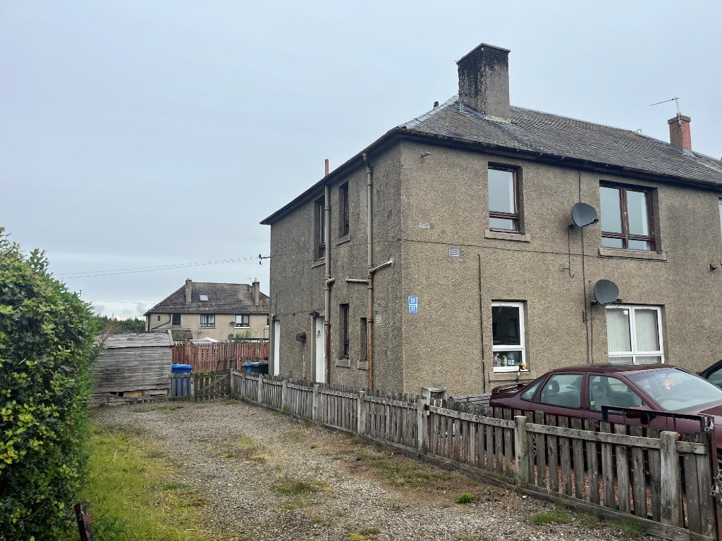 House Burngrange Cottages in West Calder