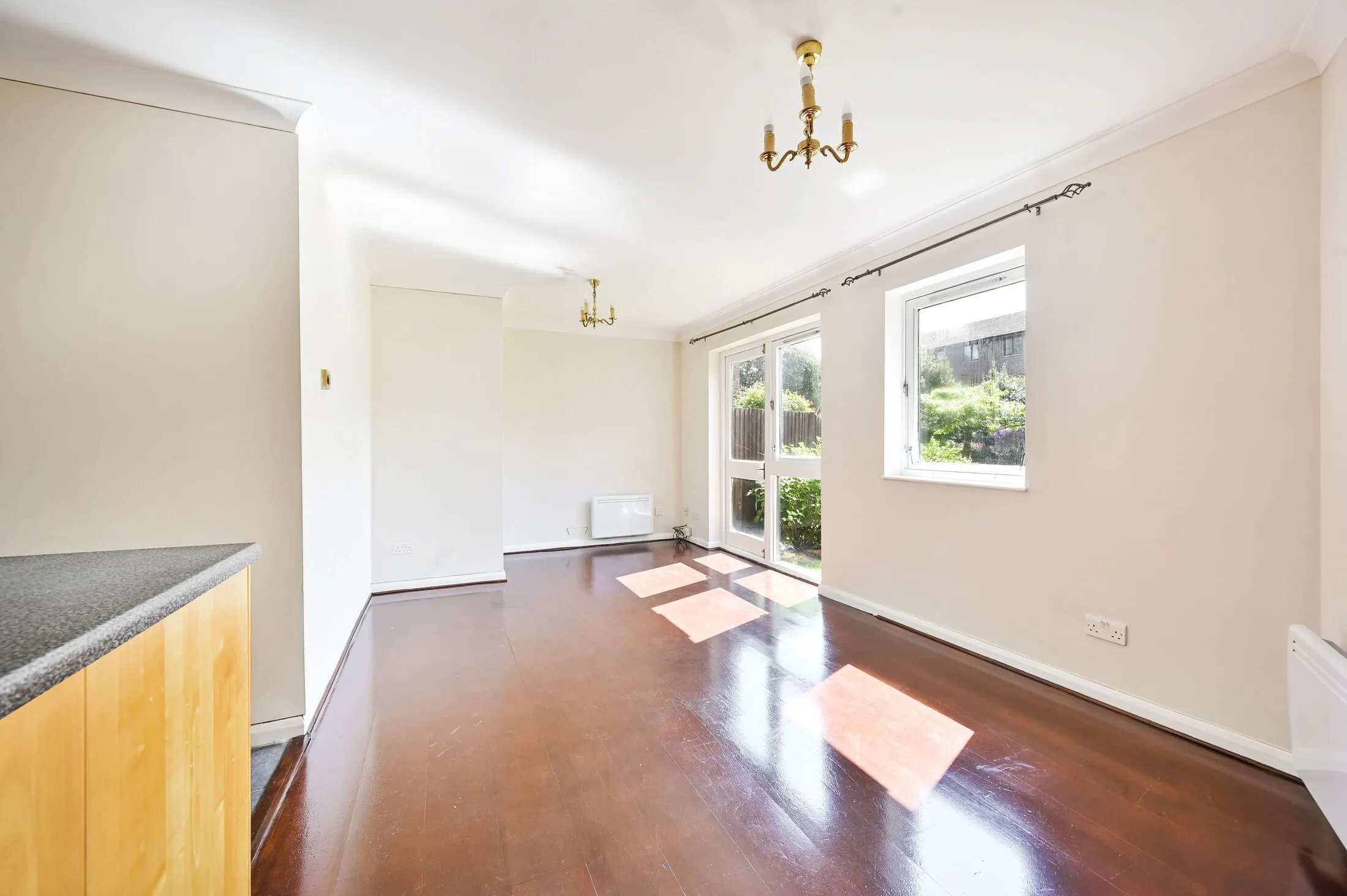 Flat Maltings Place in Greater London
