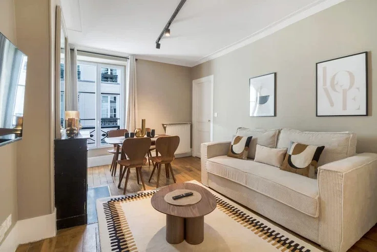 Appartement Rue de Bourgogne à Paris
