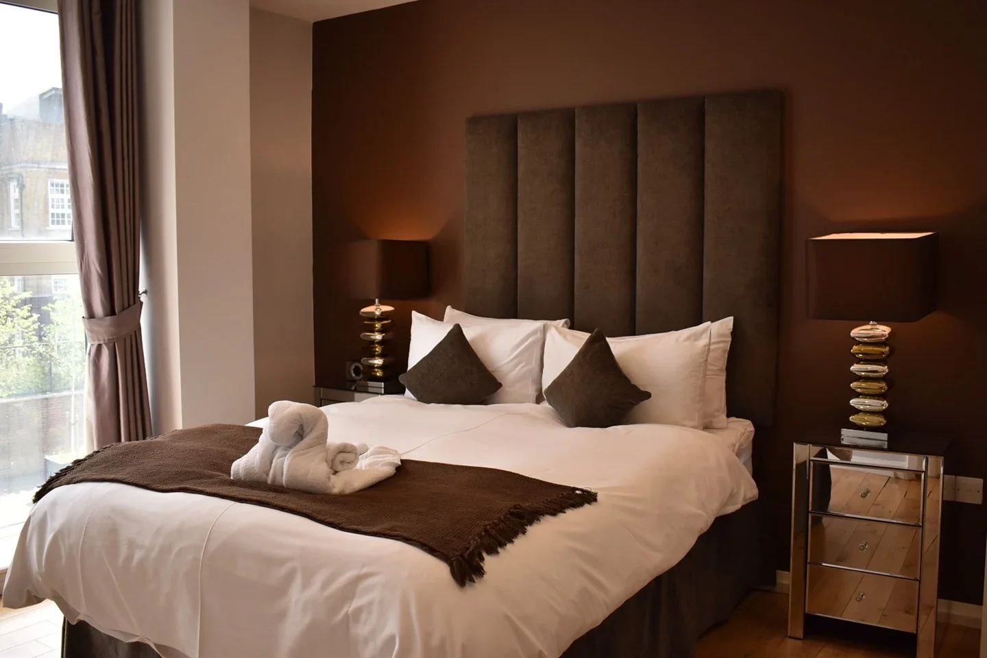 Flat Prince of Wales Drive in Greater London