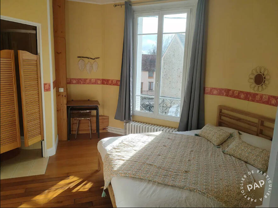 Room Rue de Paris in Palaiseau