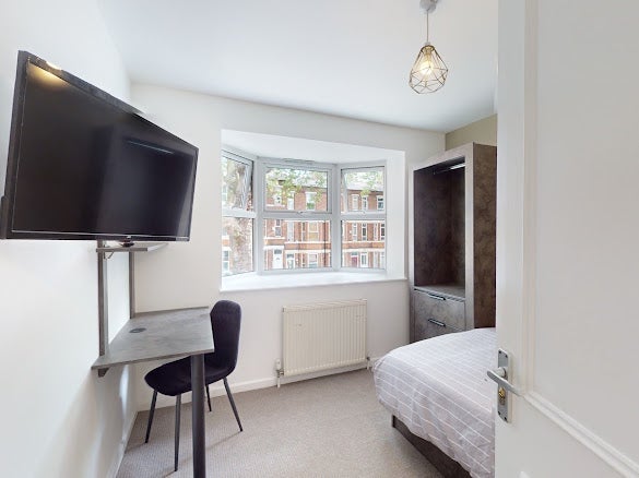 Room Lenton Boulevard in Nottingham