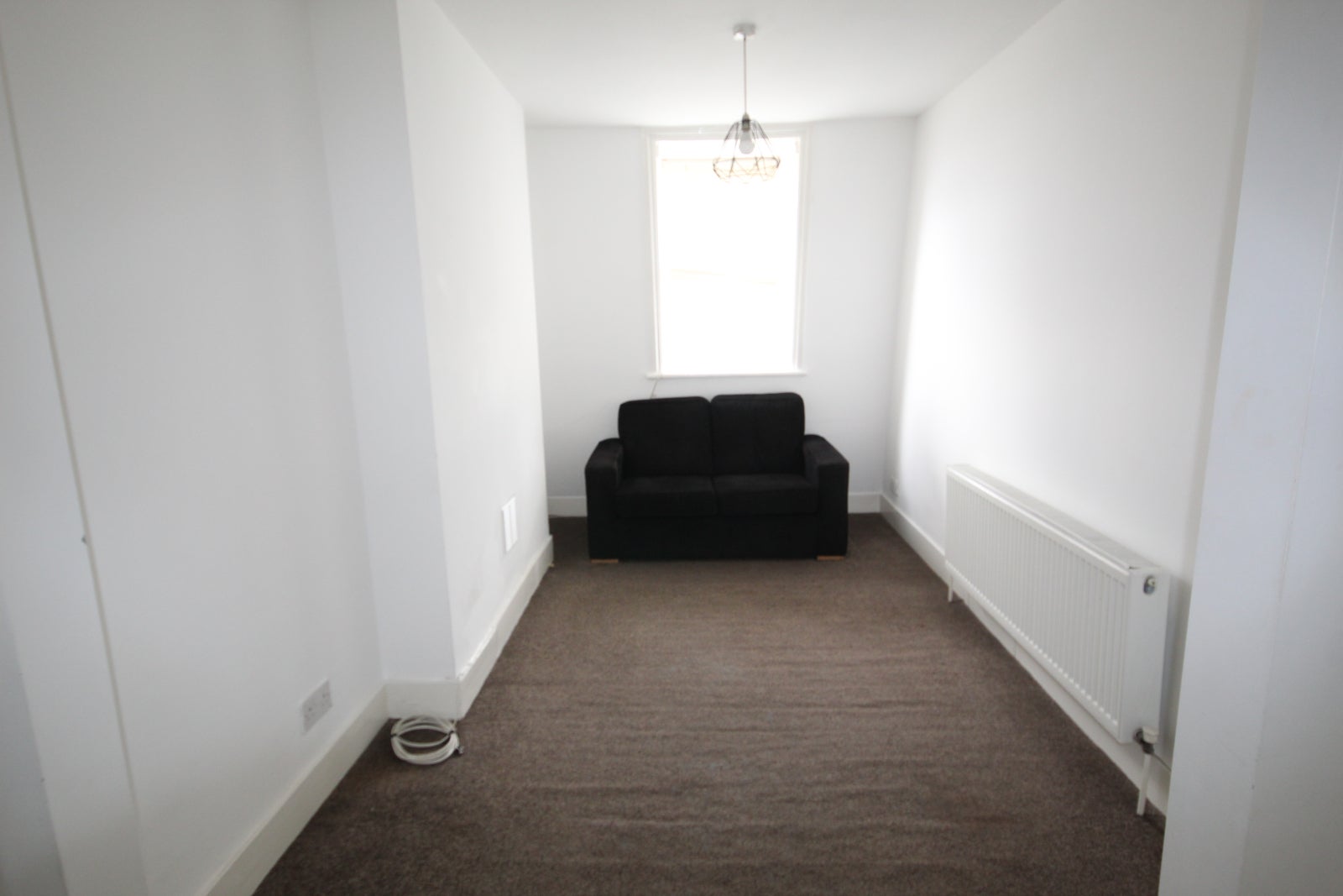 Flat Craven Park Road in Greater London