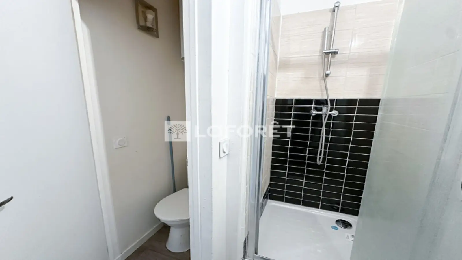 Flat Rue de Courcelles in Paris