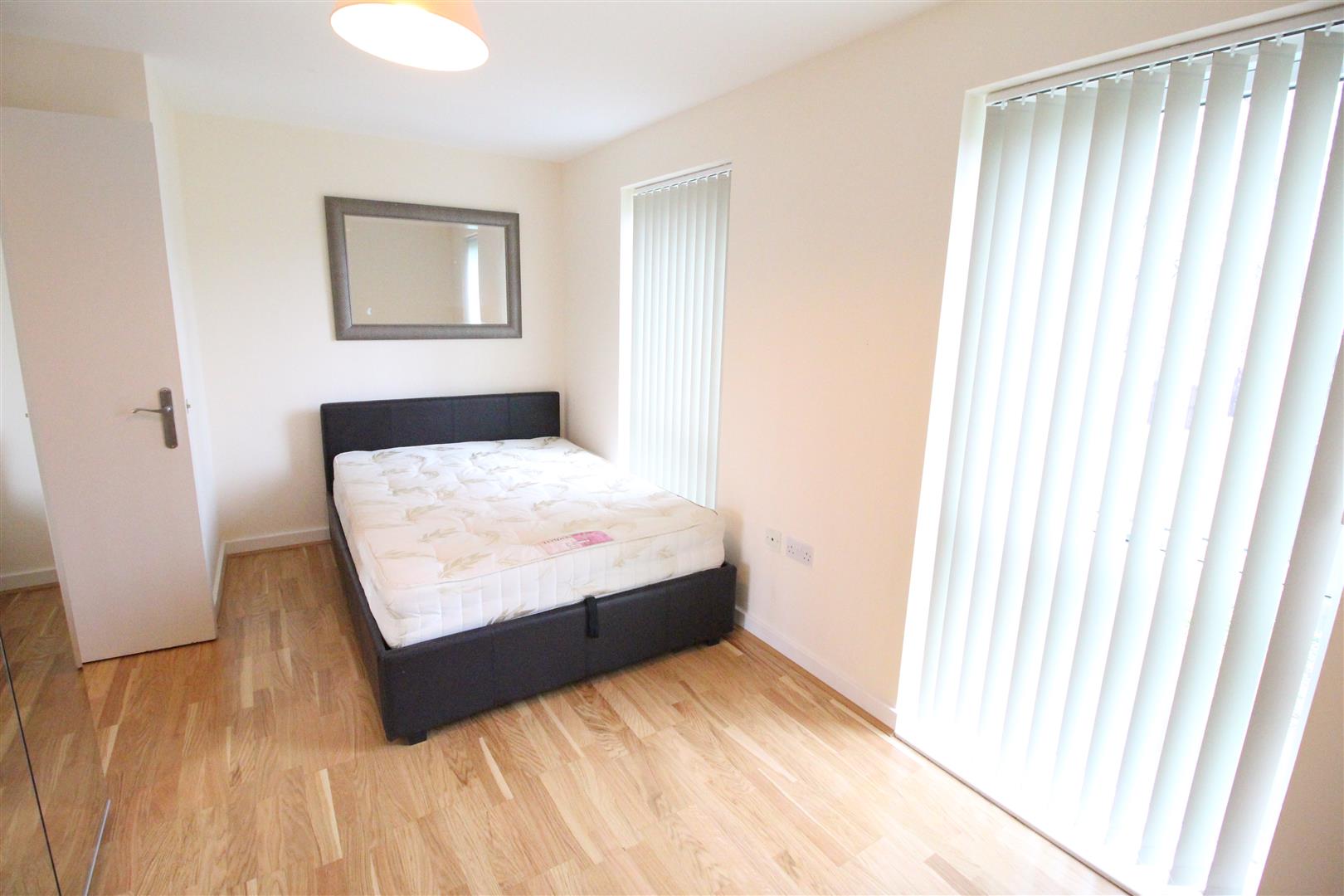 Flat Martlesham Walk in Greater London