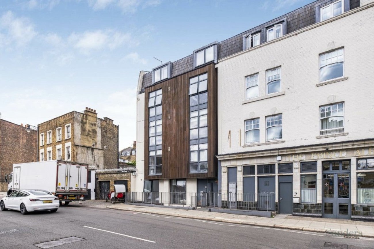 Flat Acton Street in Greater London