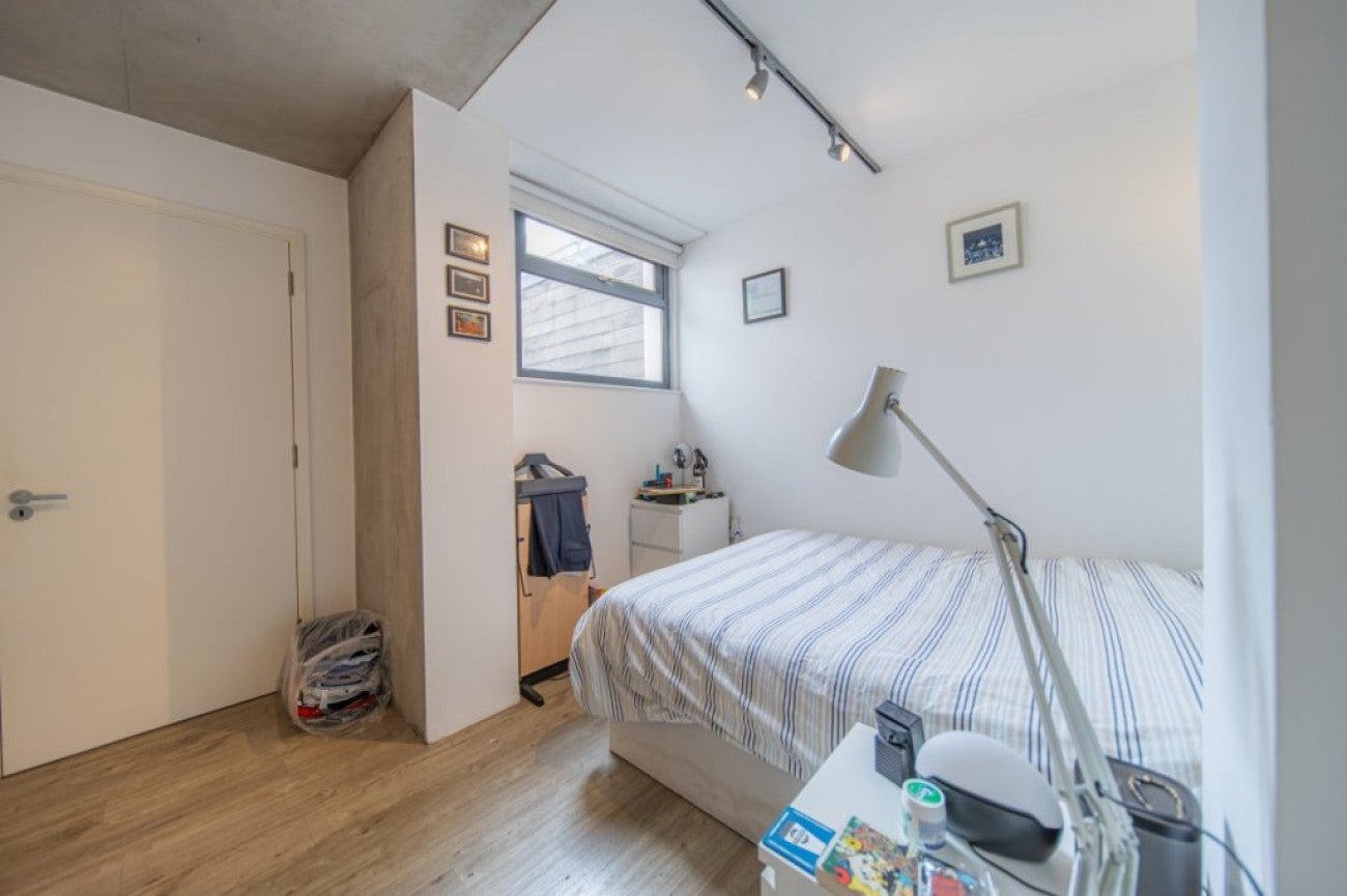 Flat Acton Street in Greater London