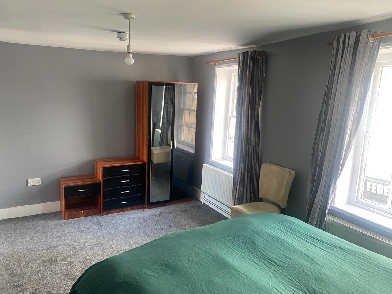 Room Guildford Street in Borough of Runnymede