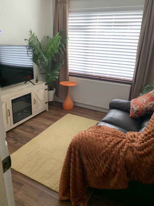 Room Garth Crescent in Coventry