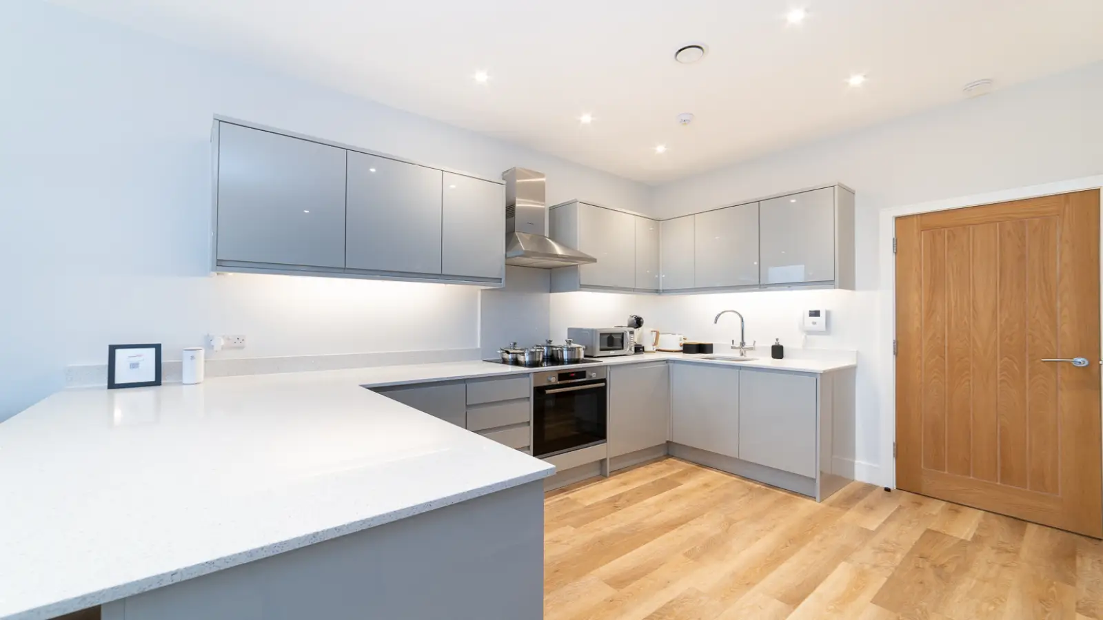 Flat Courthope Road in Greater London