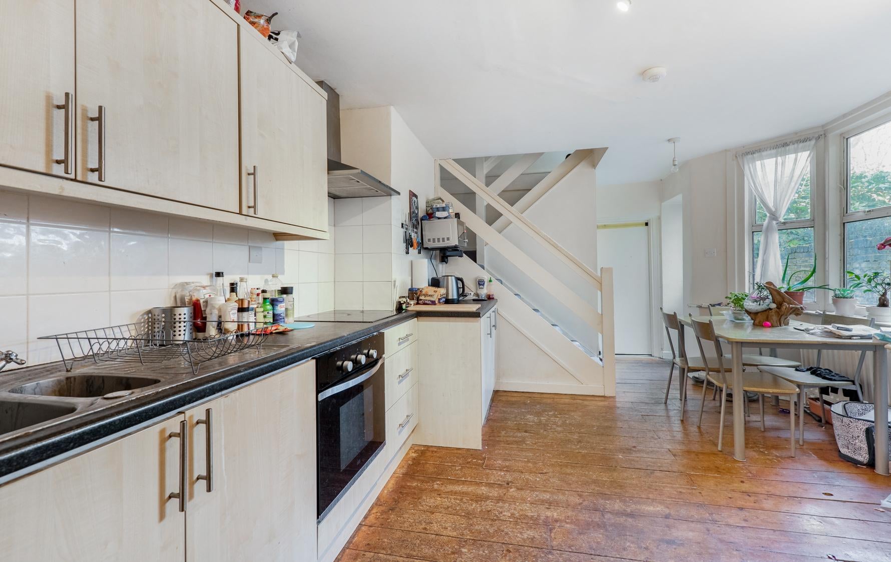 Flat Austral Street in Greater London
