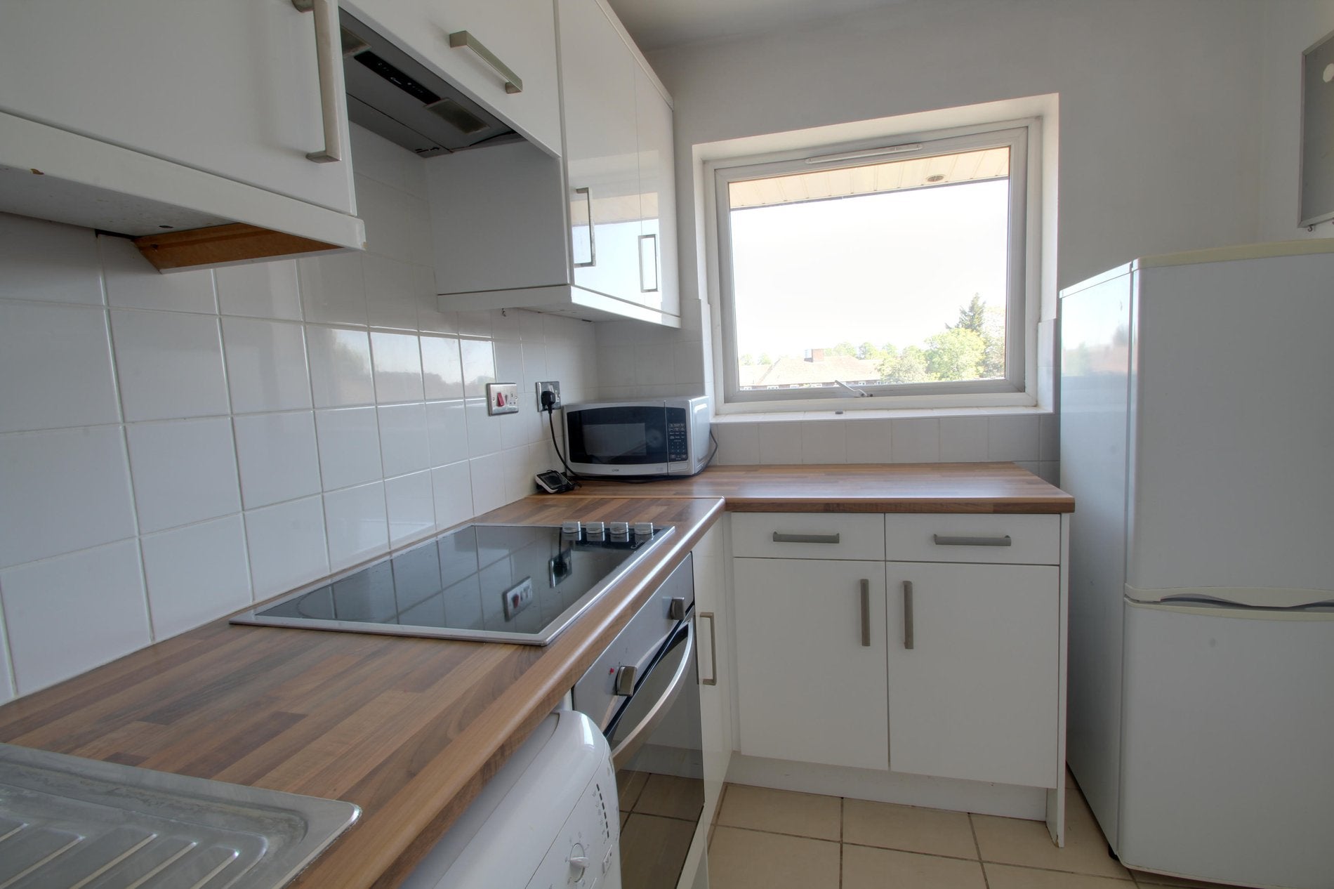 Flat Kimberley Close in Slough