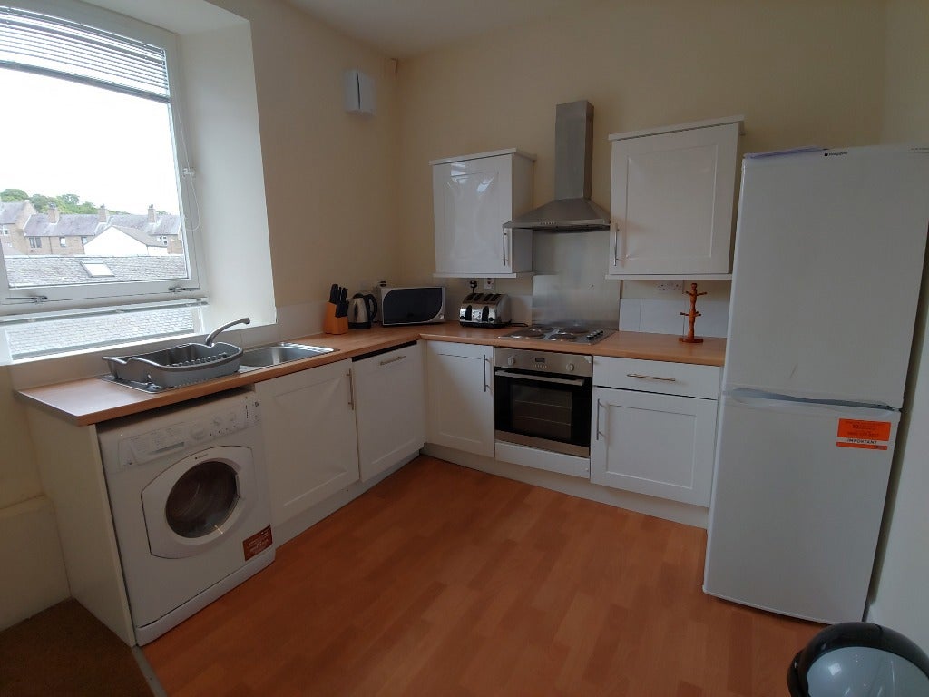 Room Milnbank Road in Dundee