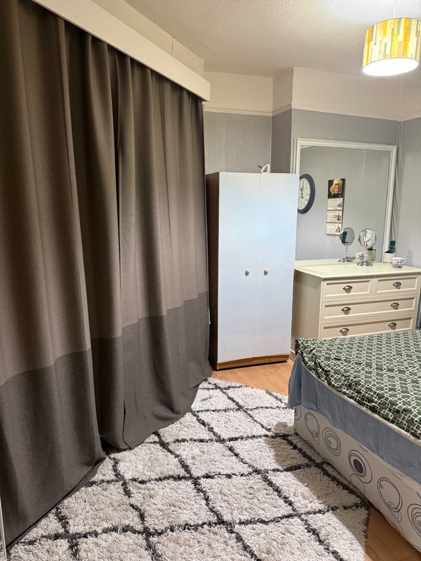 Room Green Lanes in Greater London
