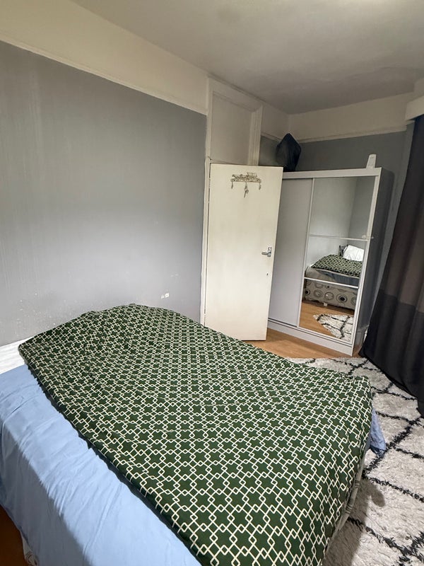 Room Green Lanes in Greater London