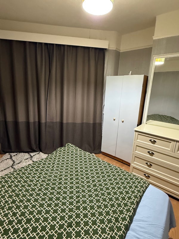 Room Green Lanes in Greater London