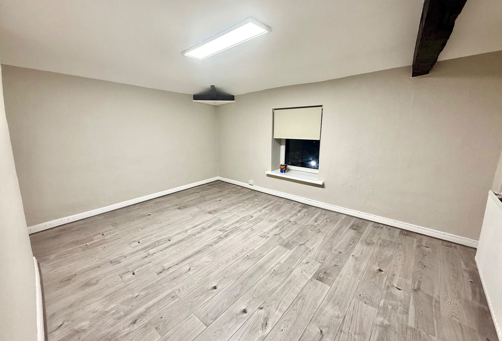 Room Shambles Street in Barnsley