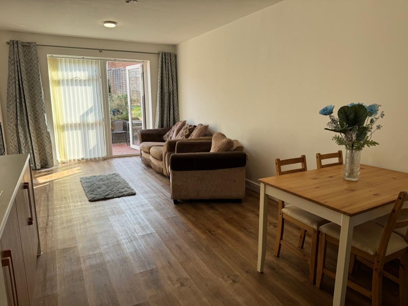 Room Foxwalks Avenue in Bromsgrove