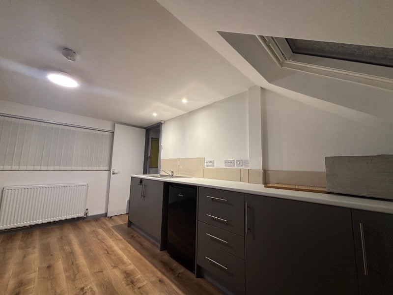 Room Foxwalks Avenue in Bromsgrove