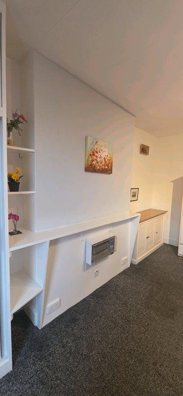 Room Lambert Road in Greater London