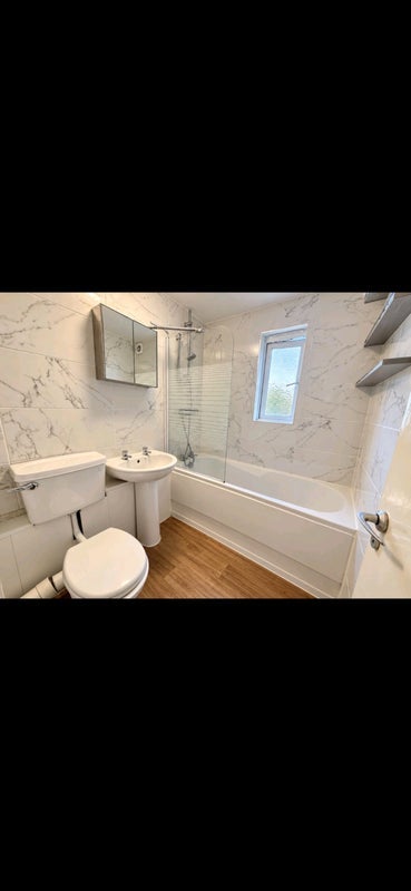 Room Nelson Road in Basildon