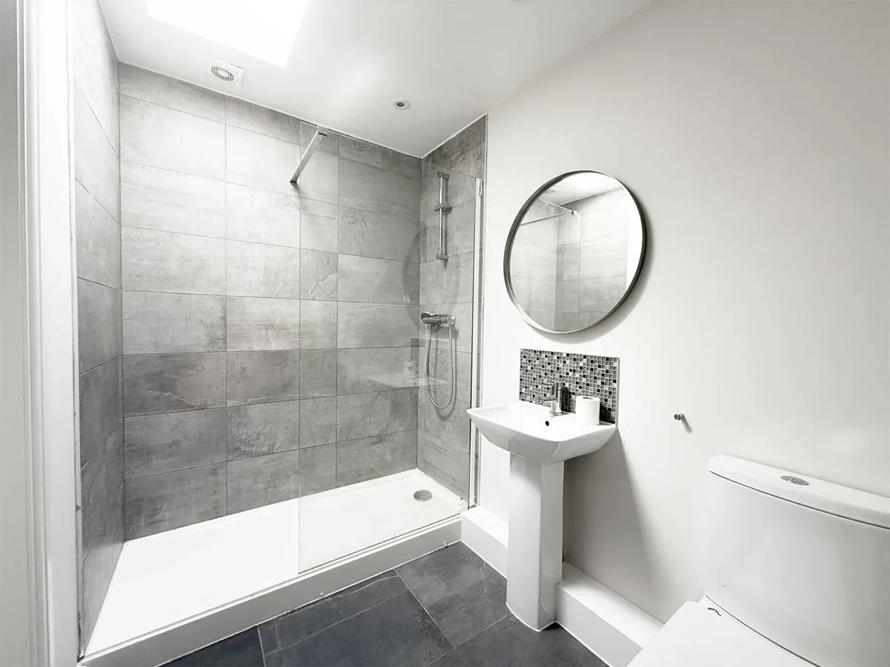 Flat Arpley Street in Warrington