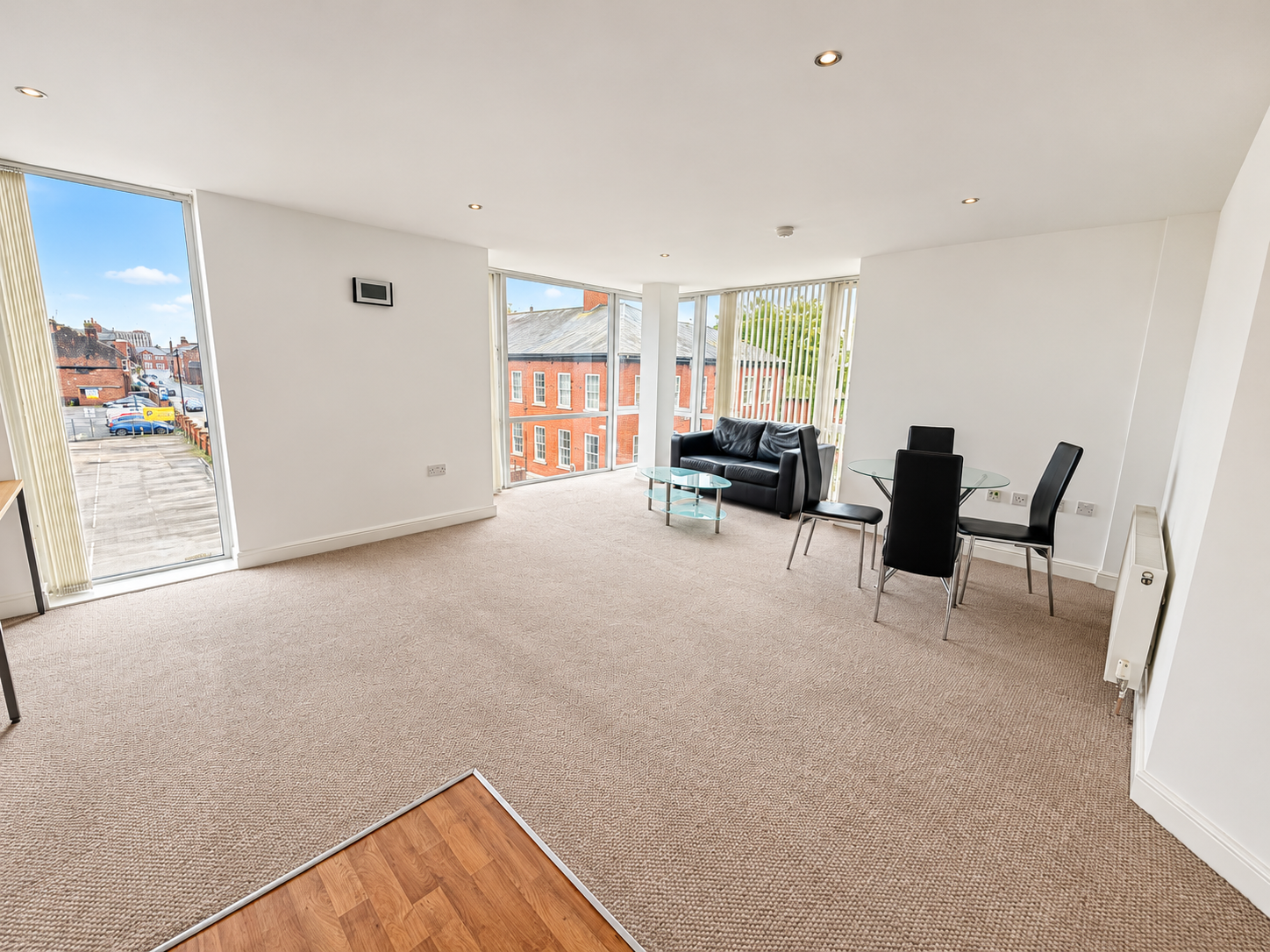 Flat Winmarleigh Street in Warrington