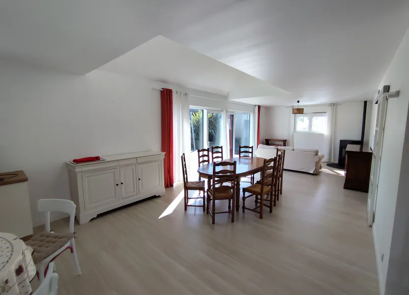 Maison Rue des Camélias à Lanrivoaré