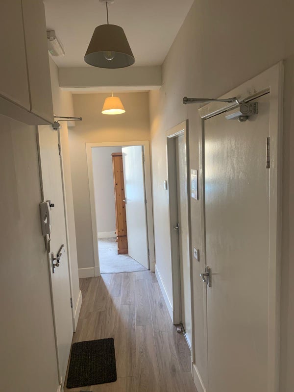 Room Dalry Road in City of Edinburgh