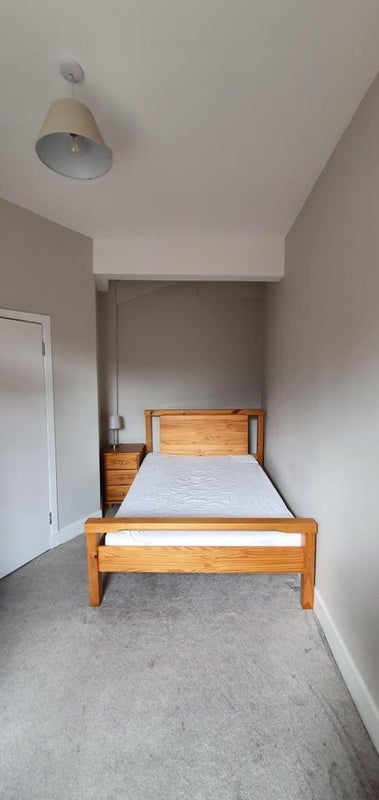 Room Dalry Road in City of Edinburgh