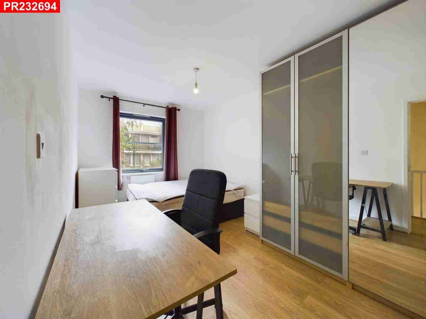 House Bemerton Street in Greater London
