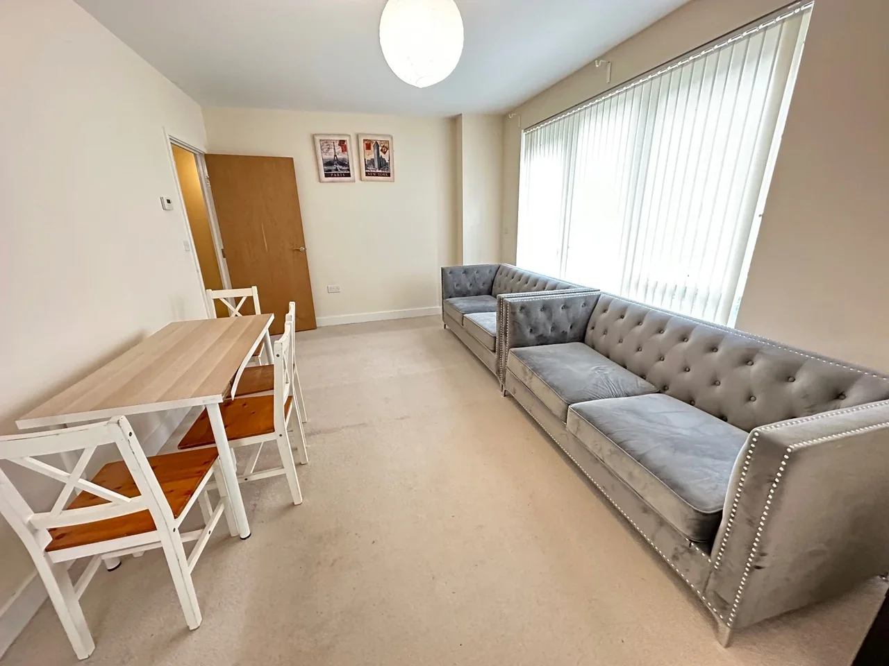 Flat Colindale Avenue in Greater London