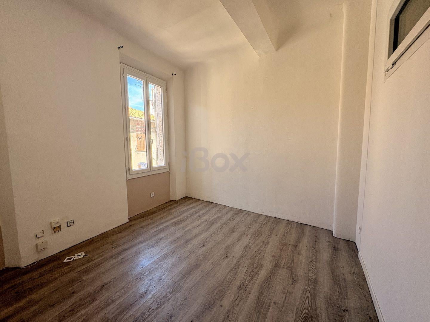 Flat Rue Michel de Bourges in Cuers
