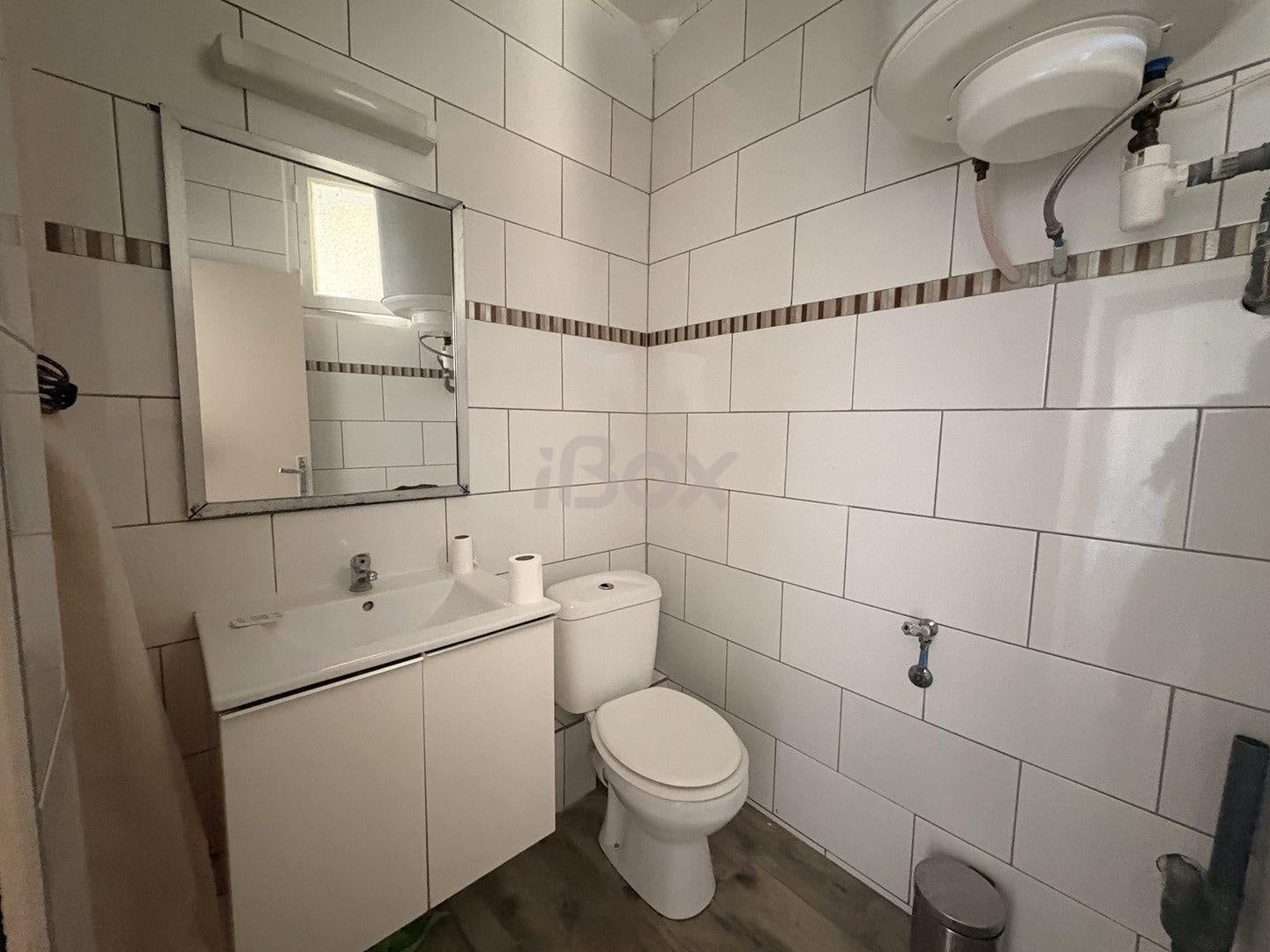 Flat Rue Michel de Bourges in Cuers