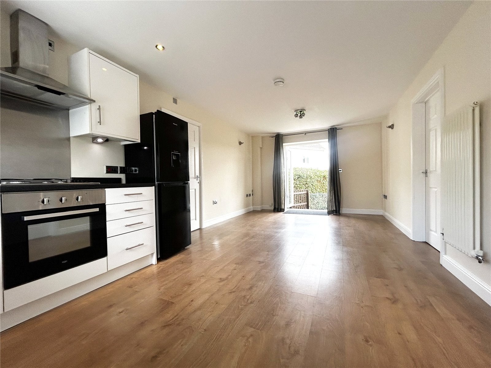 Flat Devereaux Crescent in Stroud