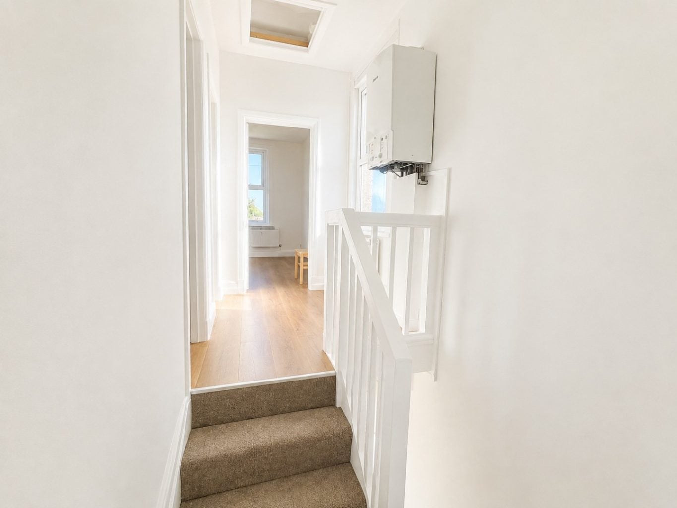 Flat Croyland Road in Greater London