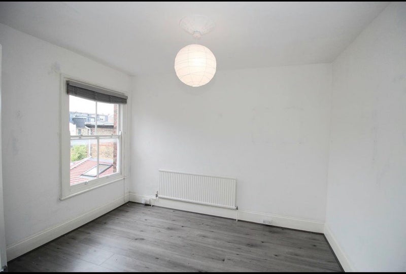 Room Cavendish Road in Greater London