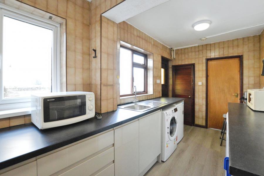 Room Edward Close in St Albans