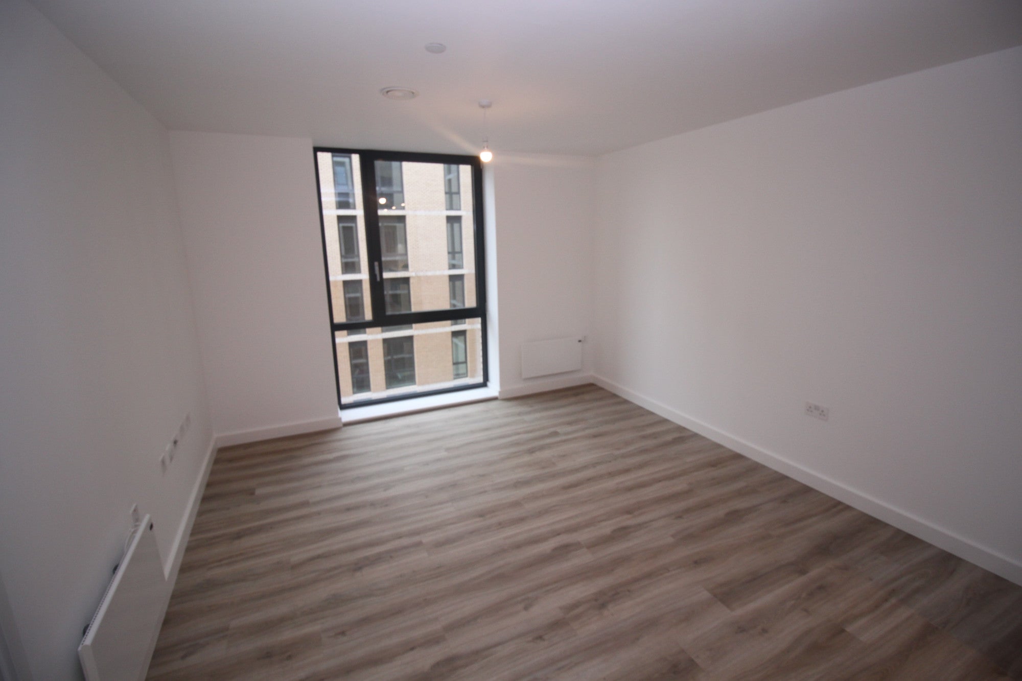 Flat Kimpton Road in Luton