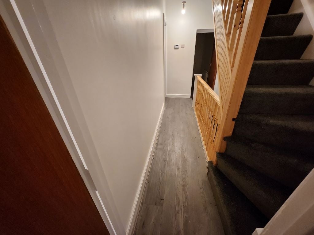 Flat Stockingstone Road in Luton