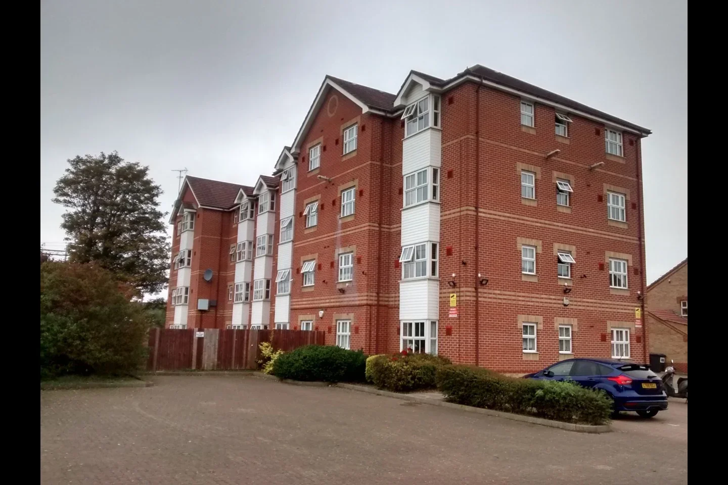 Flat Berberis Court in Adur