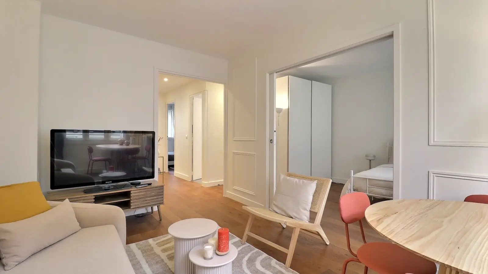 Flat Rue Guersant in Paris