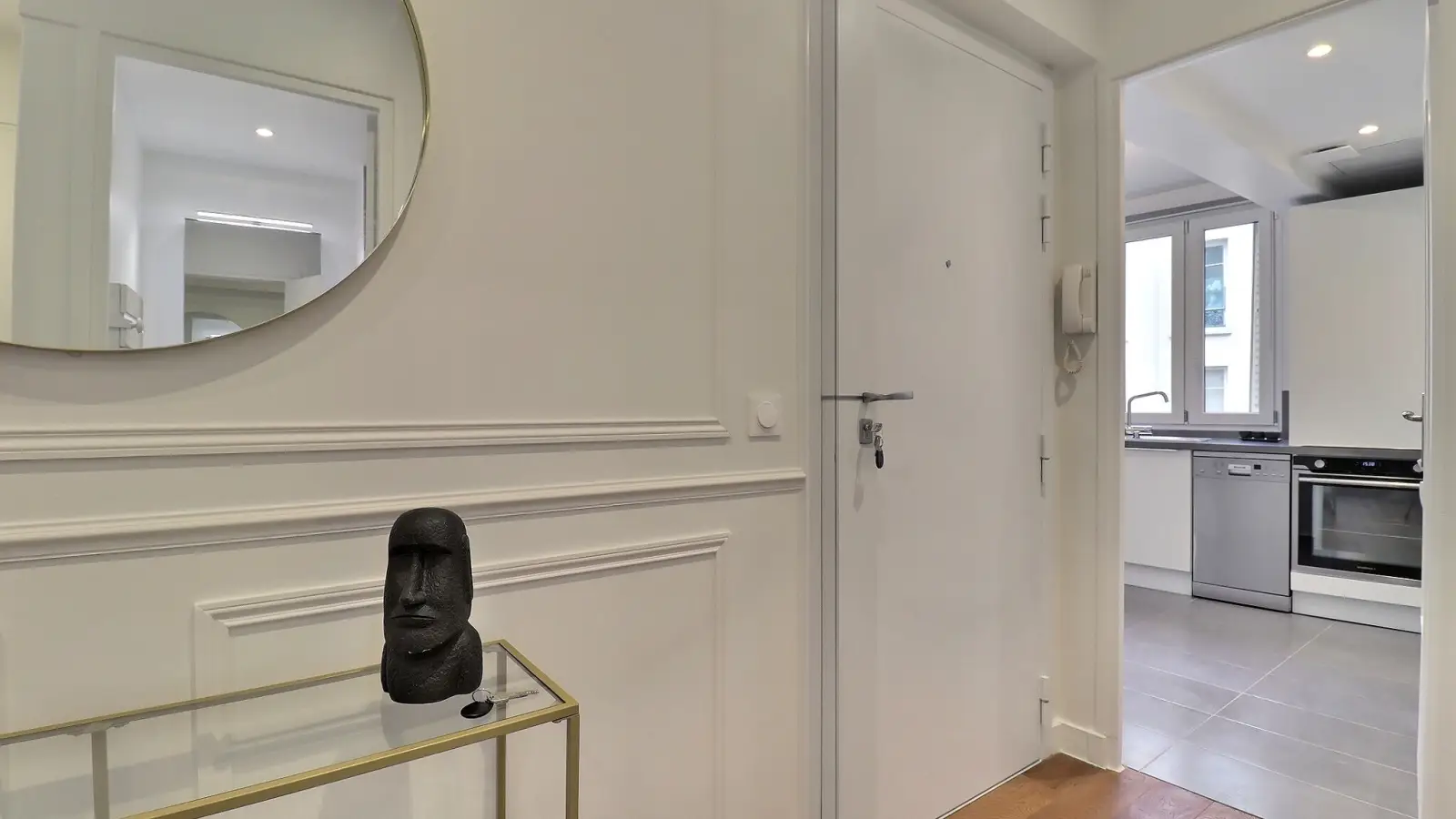 Flat Rue Guersant in Paris