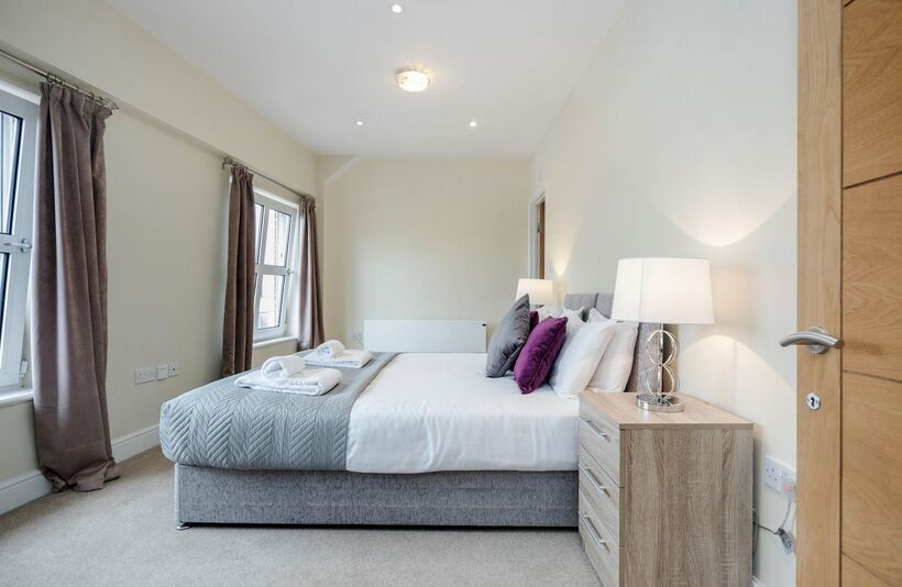 Flat Queen Street in Maidenhead