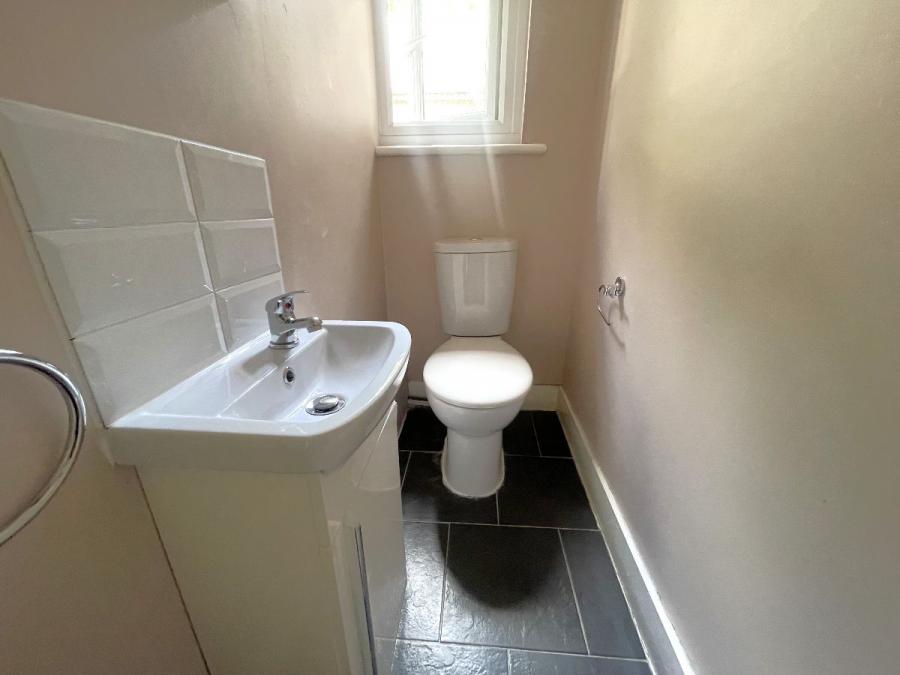 Room North Holmes Road in Canterbury